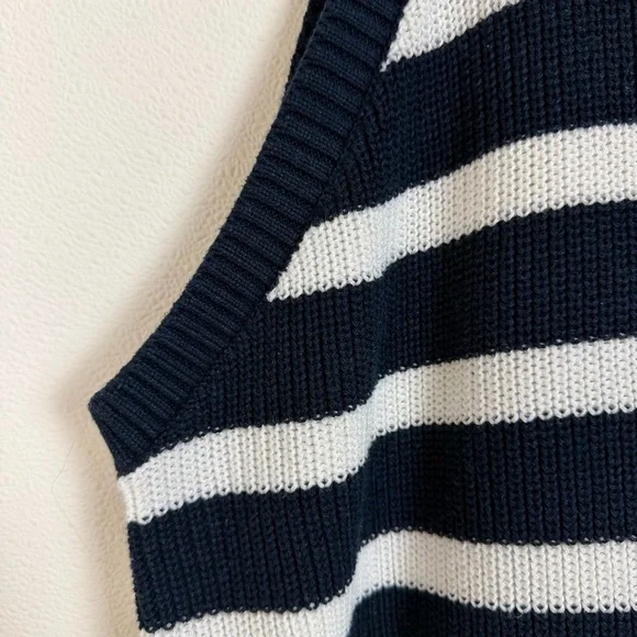 Old Navy White Striped Sweater Tank Sleeveless Cotton Blend Nautical Size XL - Picture 6 of 11